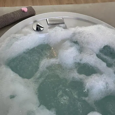 Suite Dos Torres Edoras Con Jacuzzi Privado Y Cine & Parking Gratuito Apartament *